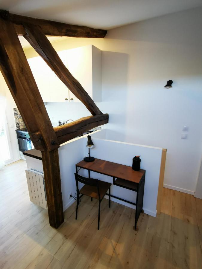 Appartement Neuf Climatise Sous Les Toits La Roche-Chalais Eksteriør billede